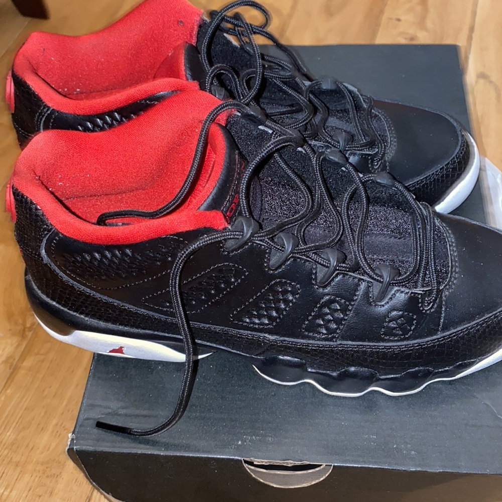 Jordan’s - Picture 4 of 4